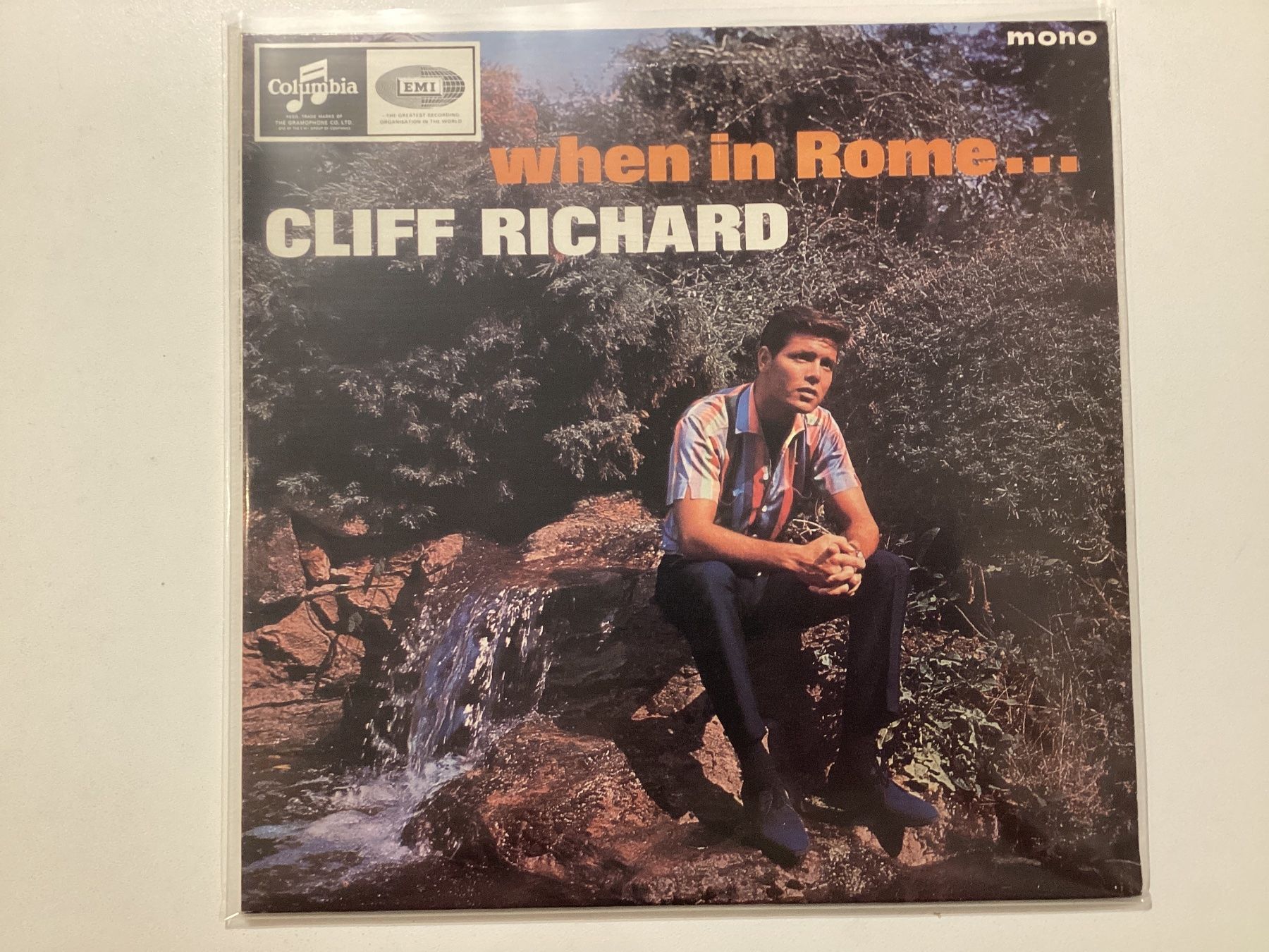 Dischi in vinile: Cliff Richard Doppel-LP - When In Rome When In Spain – Usato da Gutenswil venduto da Hamzian