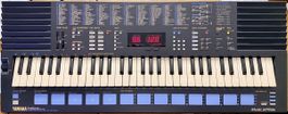 Yamaha PortaSound PSS-680