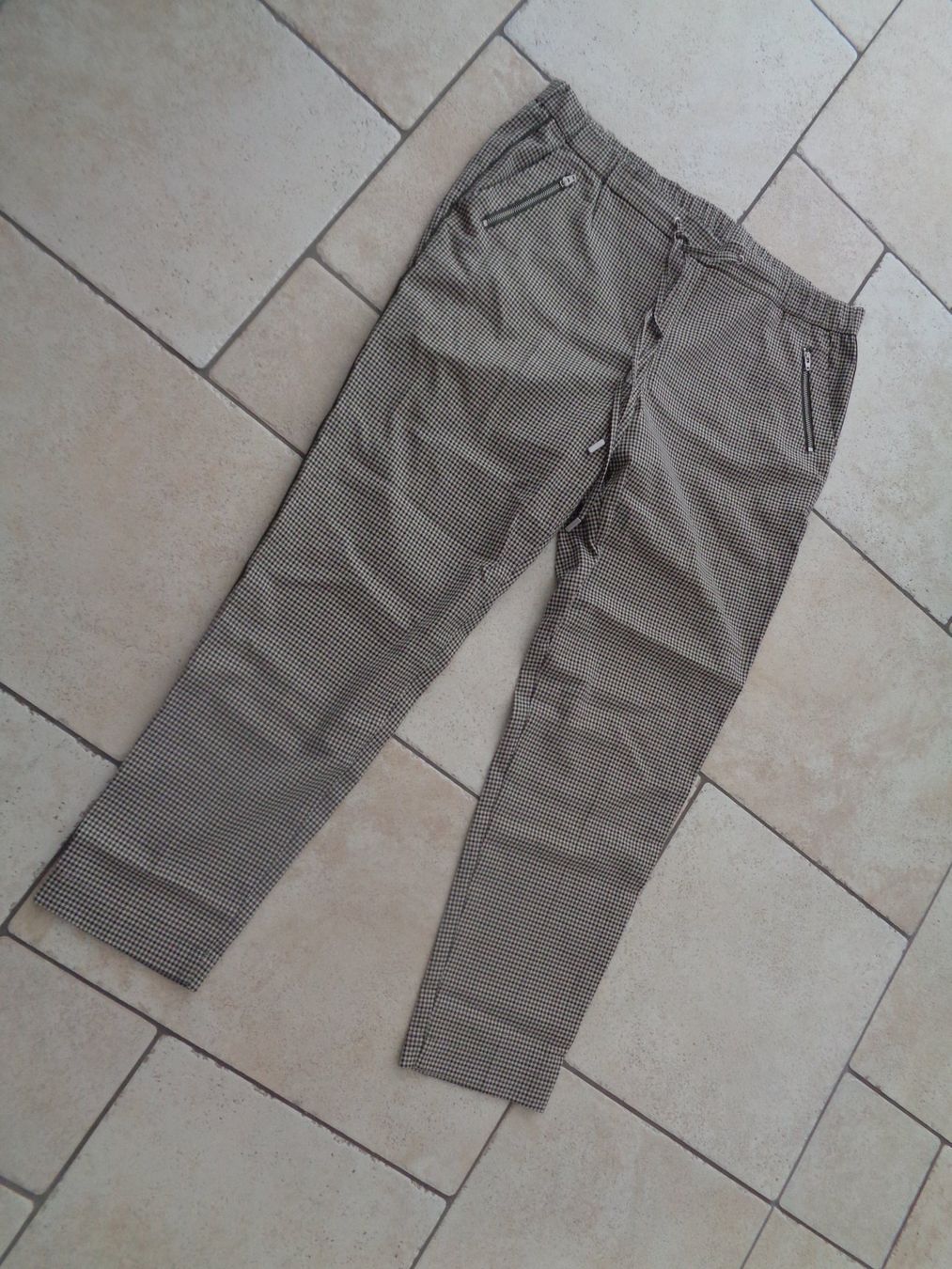 Esprit Hosen: Hose  Esprit  Grösse 42 – Gebraucht aus Kreuzlingen von Robi-2003