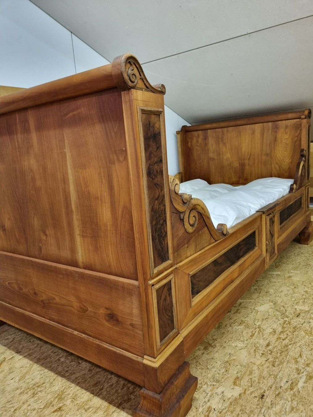 Letti: Bett antik – Usato da Biberist venduto da ganymed03 2