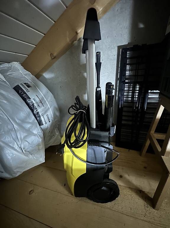Idropulitrici ad alta pressione: Karcher K4 Compact – Usato da Epalinges venduto da mr.siegal 1