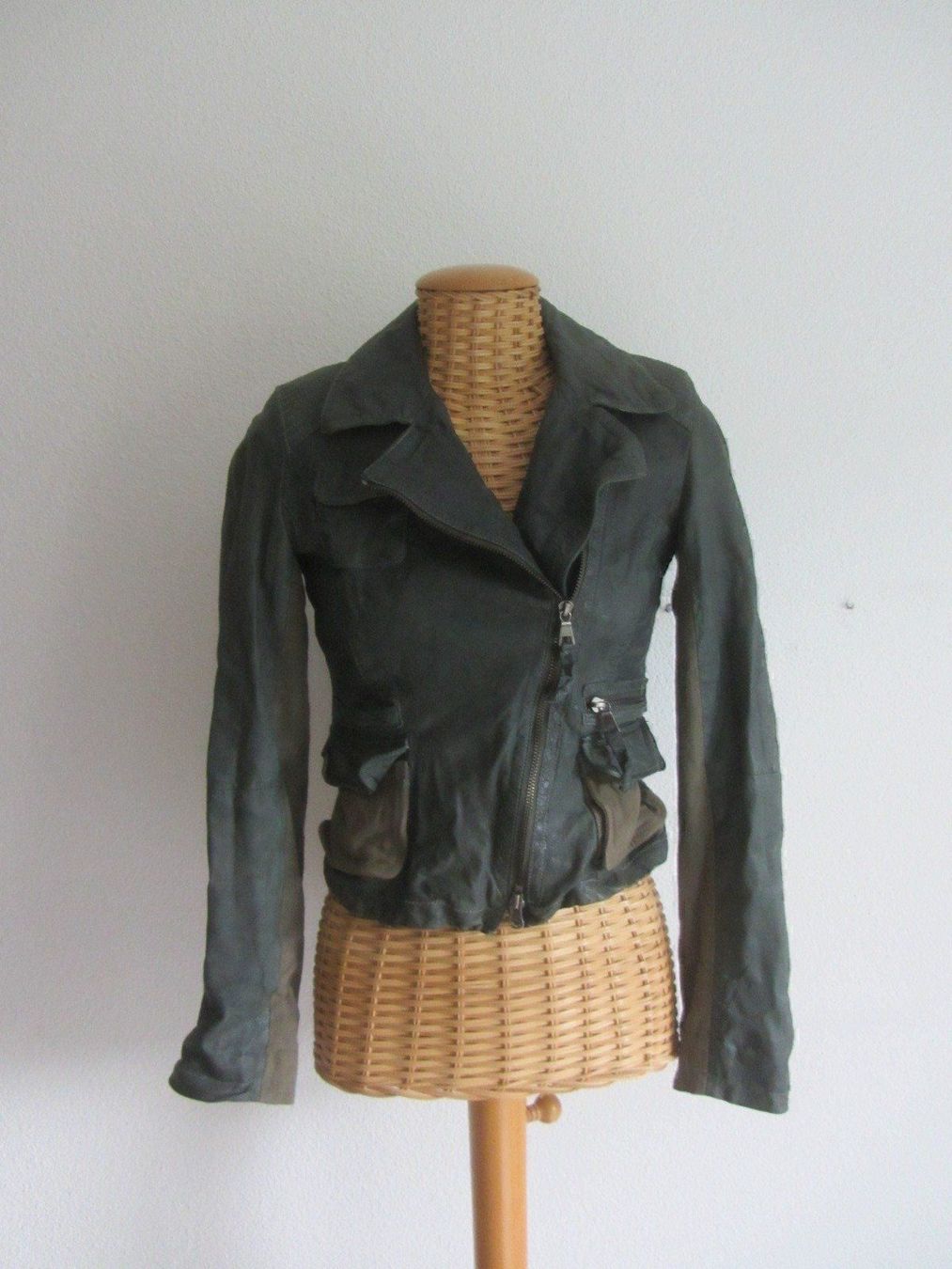 Jacken: SET - Lederjacke petrol-grau 34 – Gebraucht aus Zürich von Diazaio