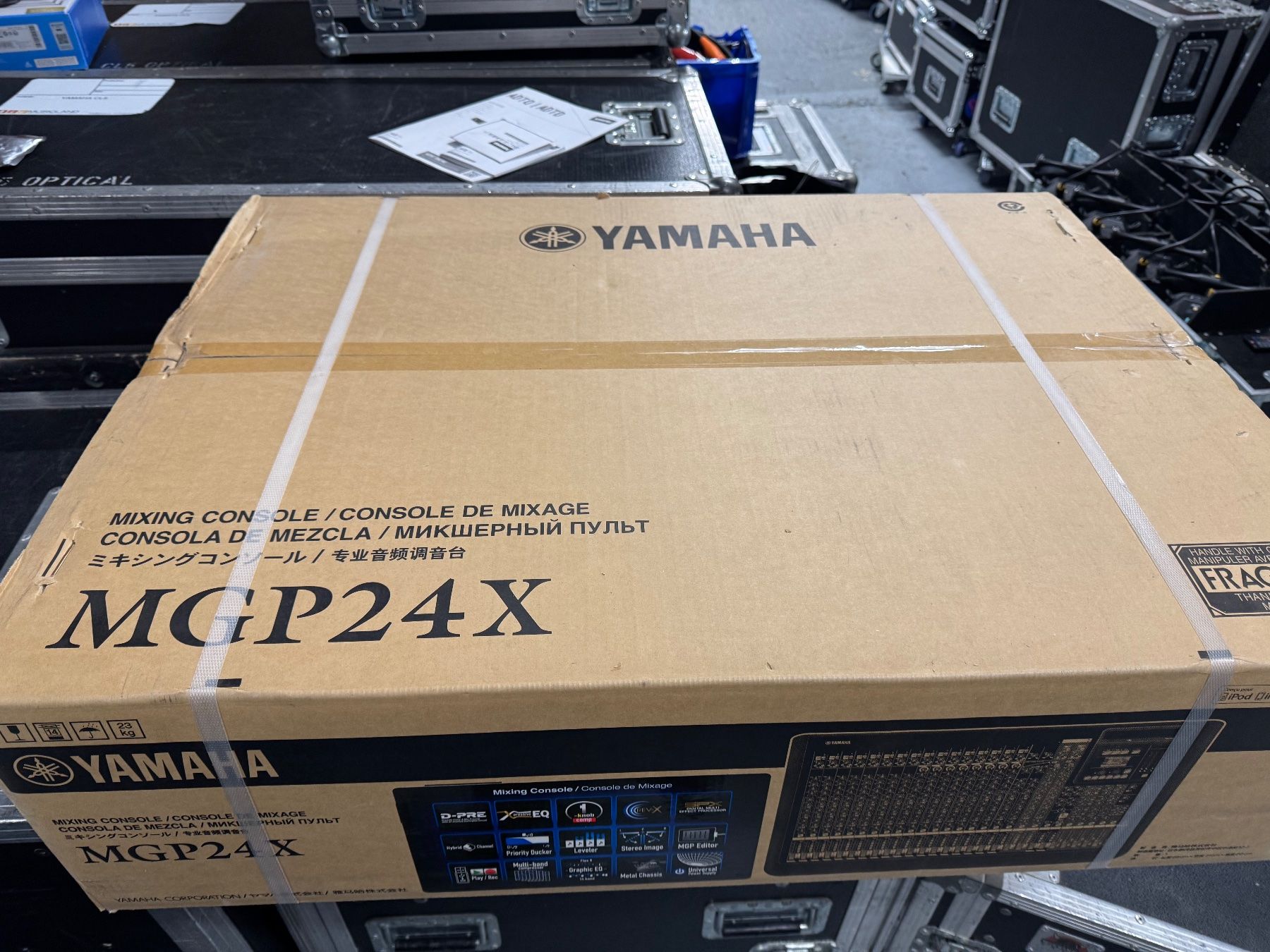 Yamaha Console di mixaggio: Yamaha MGP24X – Usato da Luzern venduto da mllu01 1