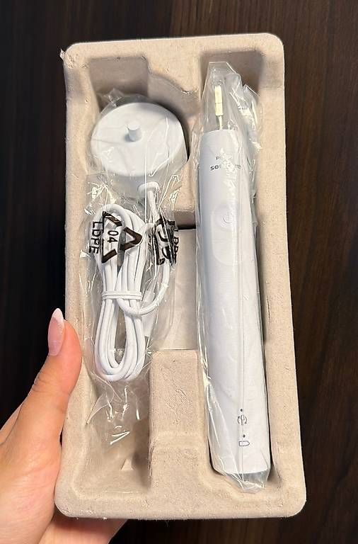 Cura dei denti: Philips sonicare 4100 Zahnbürste – Usato da Buochs venduto da ele_q7rh 2