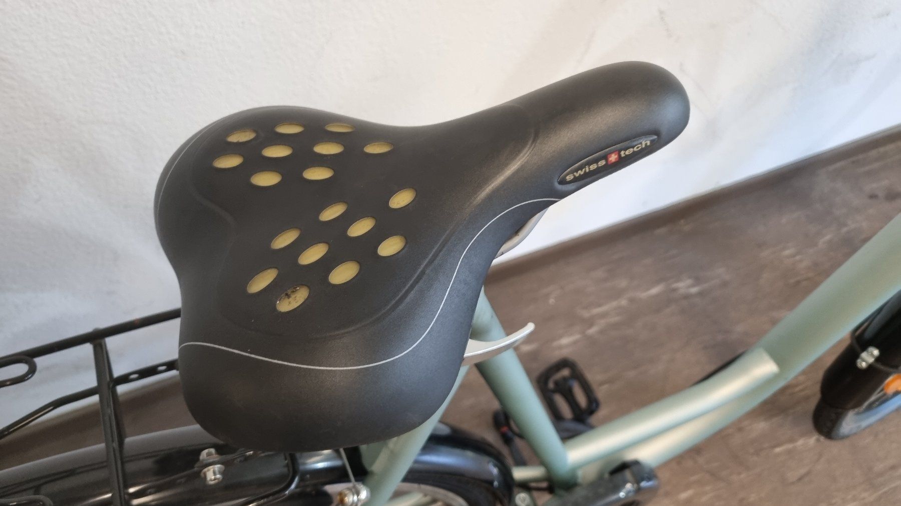 Velos: Damenvelo / vélo dames – Gebraucht aus Basel von Cellostoffeli 7