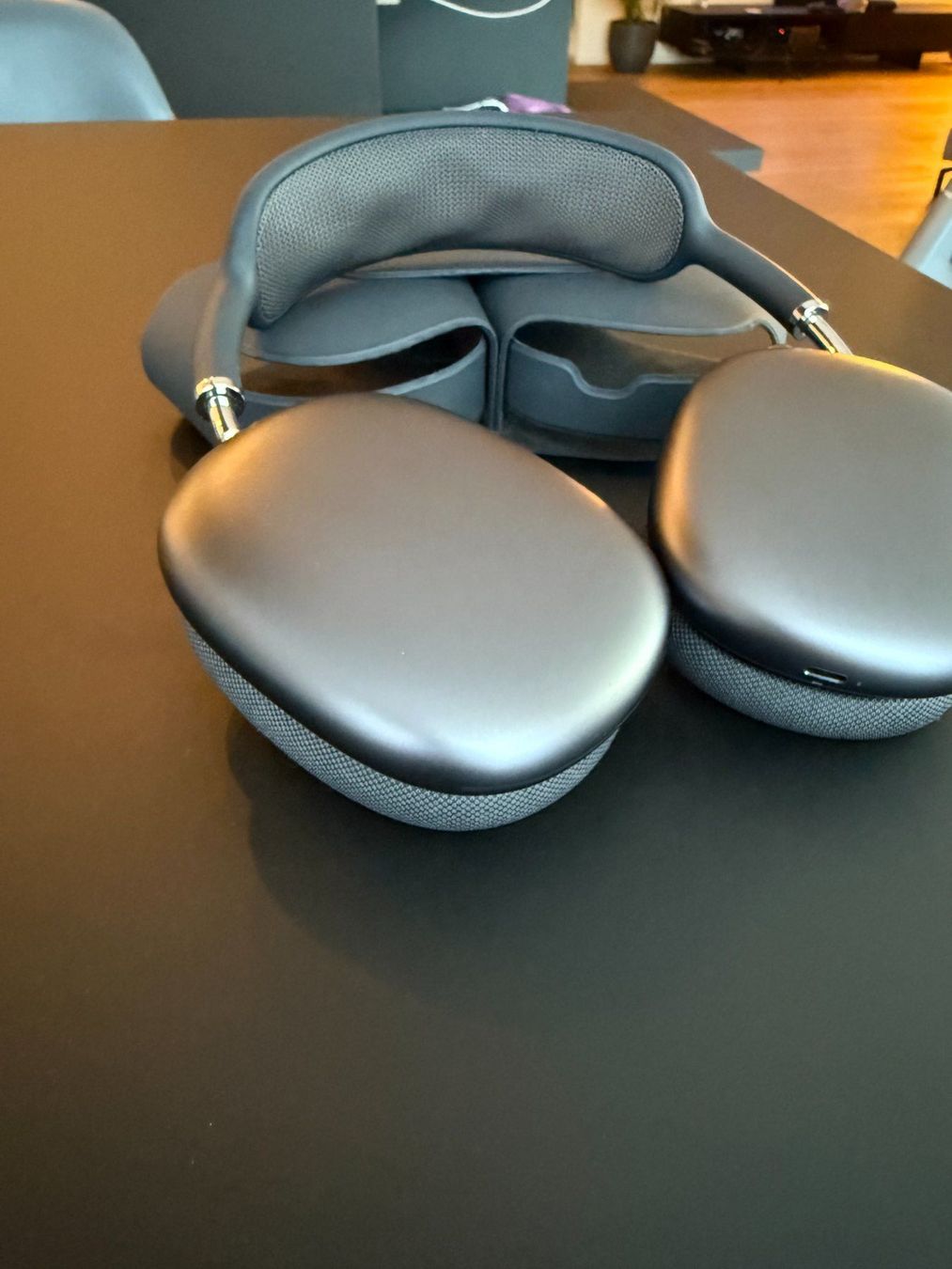 Apple Casques audio: AirPods Max 1. Gen Lightning schwarz – D'occasion à Jonen par giuco 2