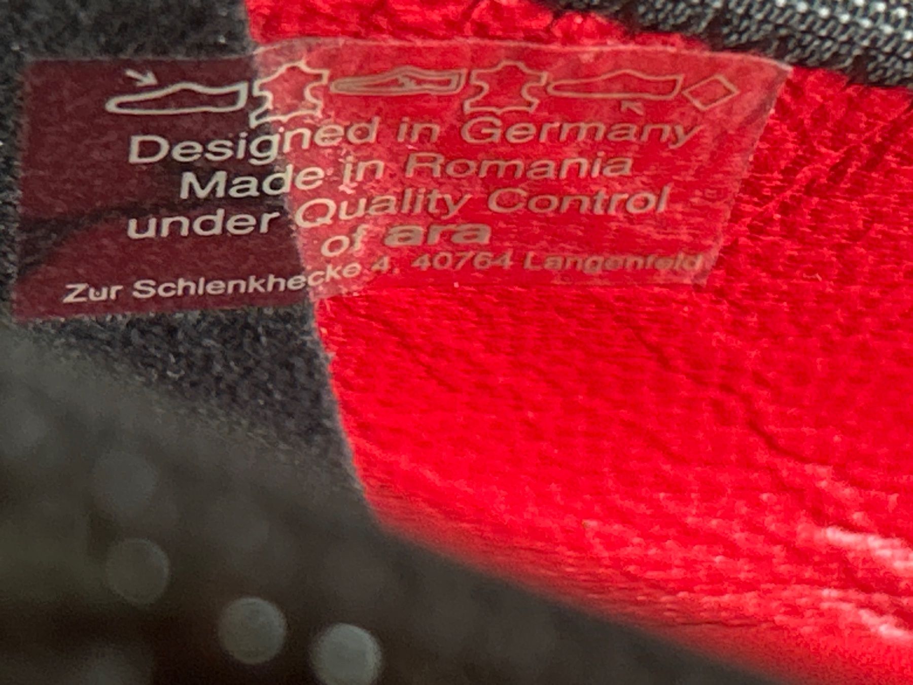 Ara Chaussures femmes: Lackschuhe schwarz von Ara Gr. 5 1/2 – D'occasion à Brunnen par Nala2929 9