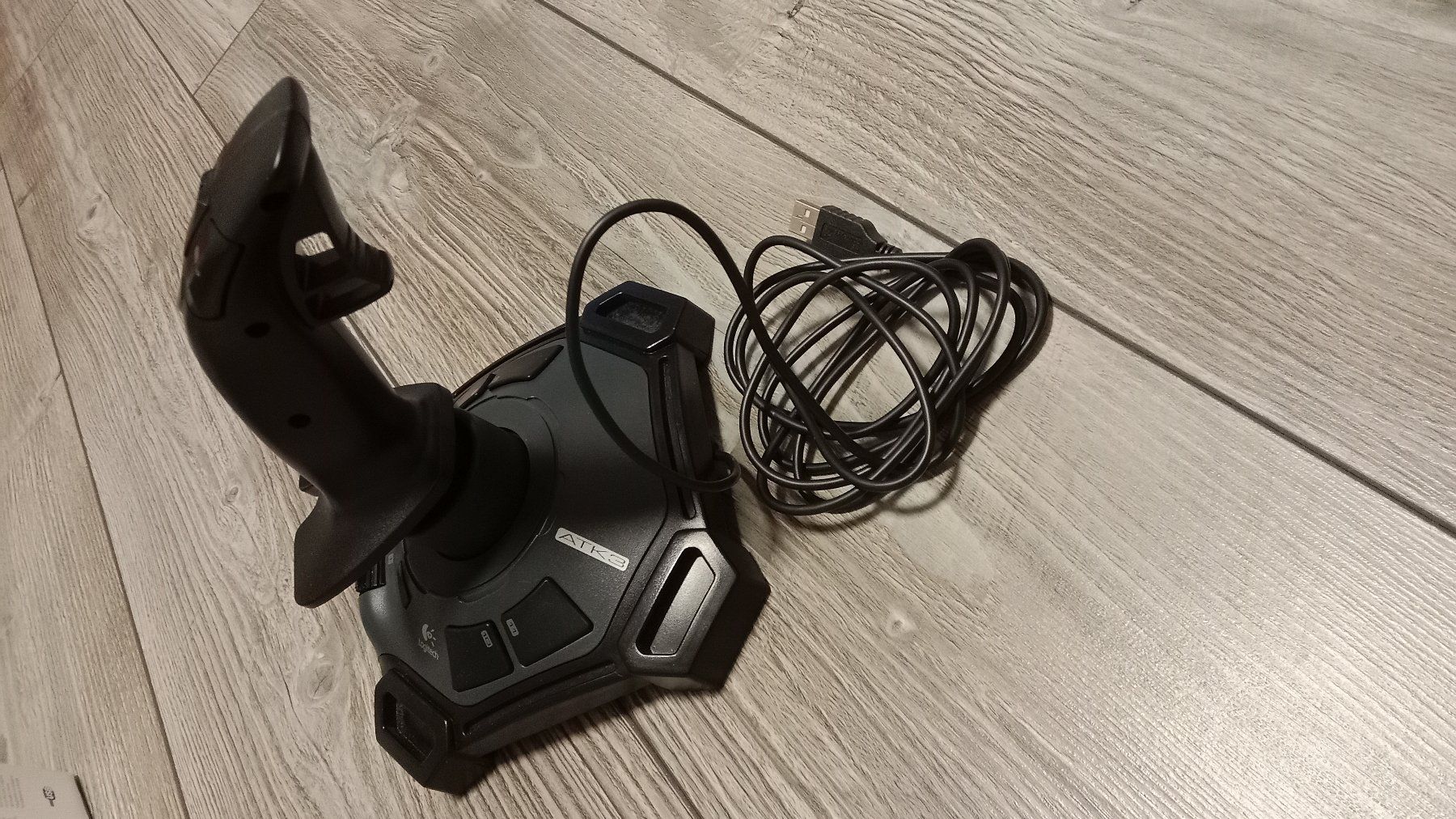 Logitech Controller: Logitech Attack 3 Joystick – Nuovo (secondo la descrizione) da Bern venduto da Dedonegro 1