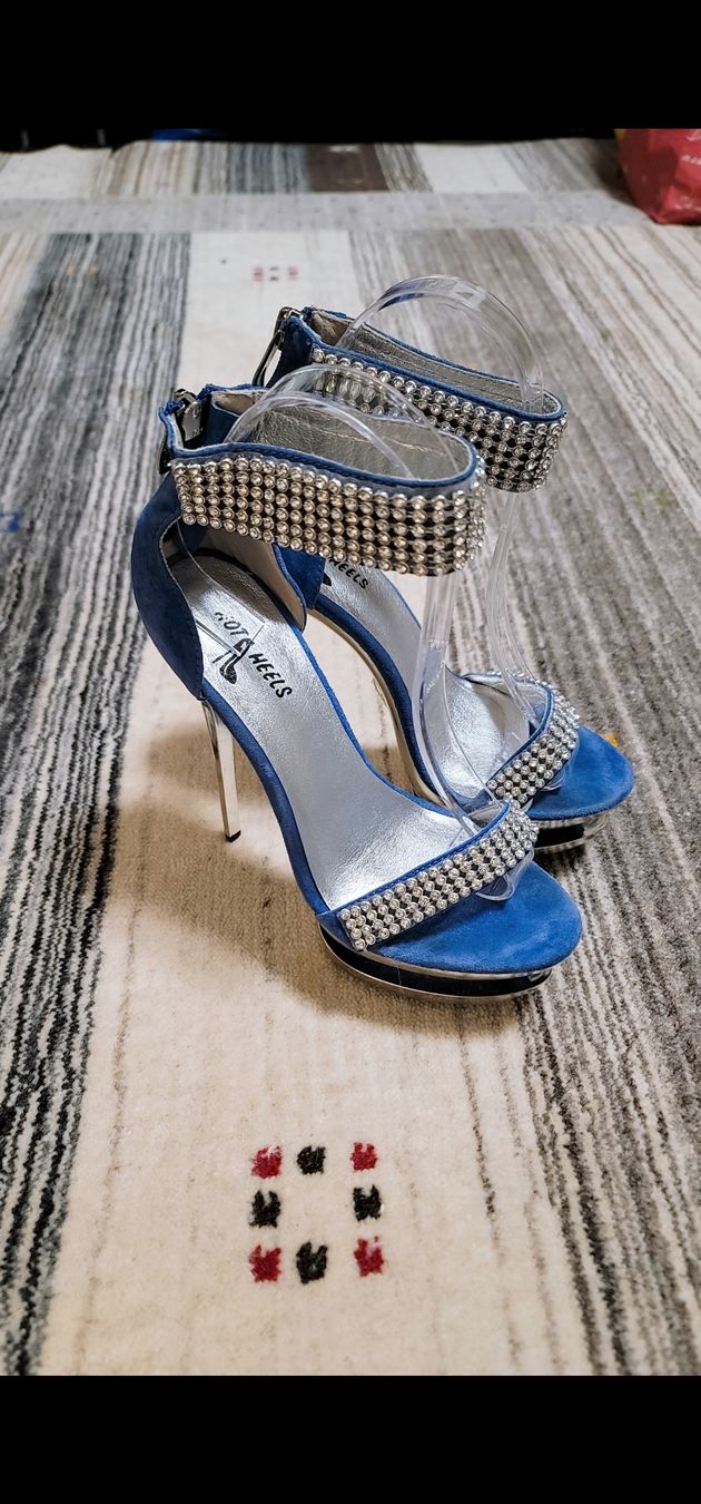 Scarpe da donna: high heels Hot heels, gr 36 – Usato da Dietikon venduto da Kaska2020 2