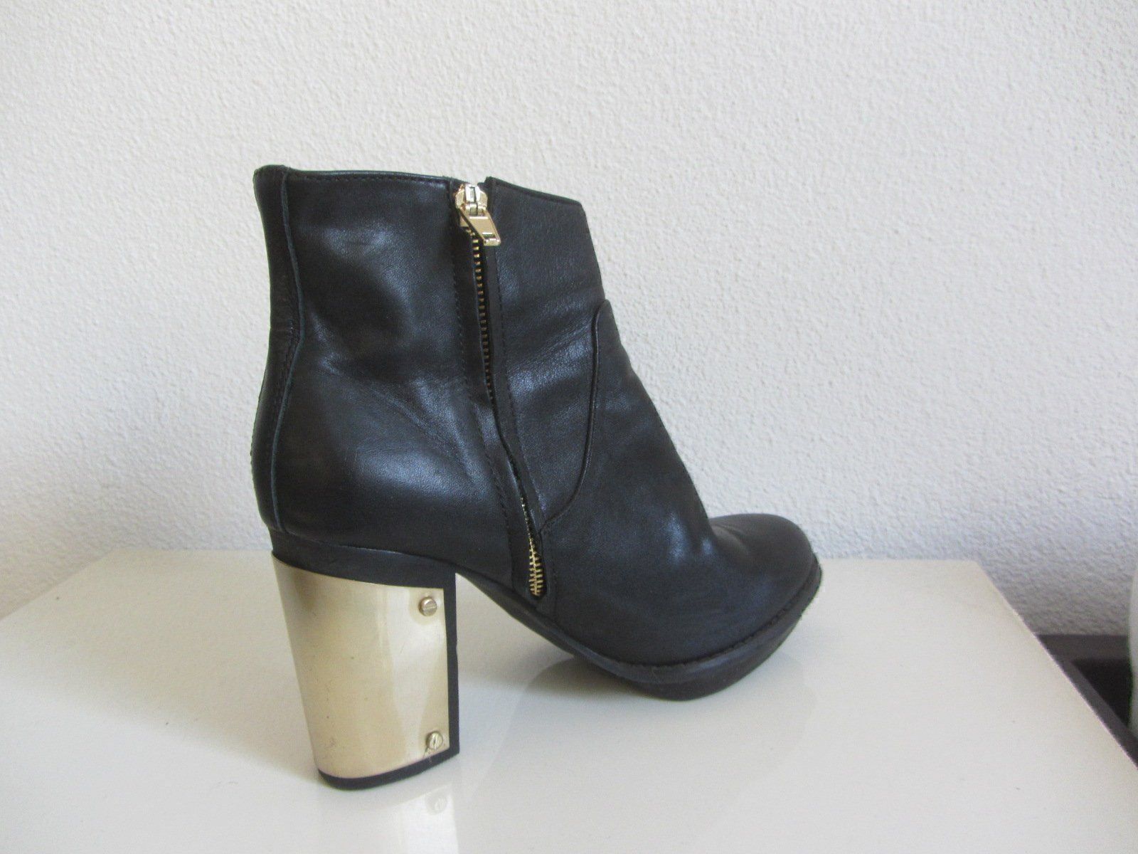Steve Madden Scarpe da donna: STEVE MADDEN - Leder Stiefelette schwarz 39 – Usato da Zürich venduto da Diazaio 1