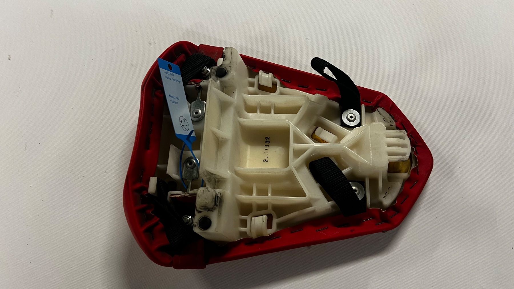 Yamaha Tutti i ricambio per moto: Yamaha R1 Sattel – Usato da Madiswil venduto da mototeile 2