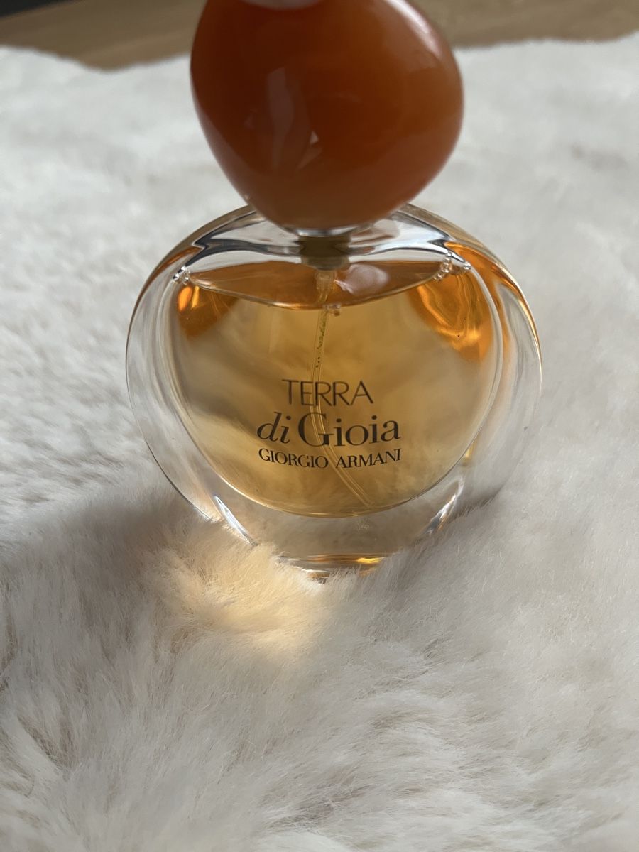 Armani Profumi & Eau de Toilette: Giorgio Armani Terra di Gioia Eau de Parfum 50ml – Nuovo (secondo la descrizione) da Biberist venduto da lle_z7hb 1