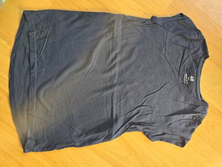 T-Shirt Gr. 122 / 128