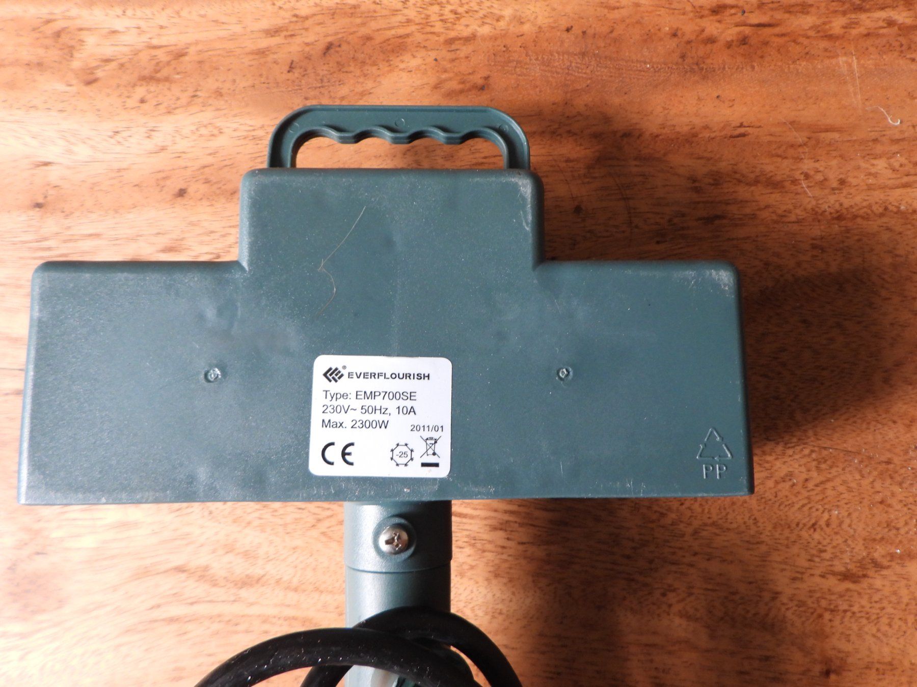 Alimentazione elettrica: Outdoor Stromverteiler IP44 – Nuovo (secondo la descrizione) da Tavannes venduto da jimananas 2