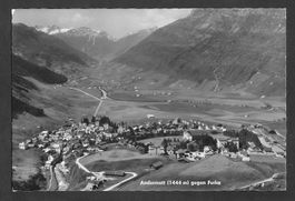 Andermatt gegen die Furka