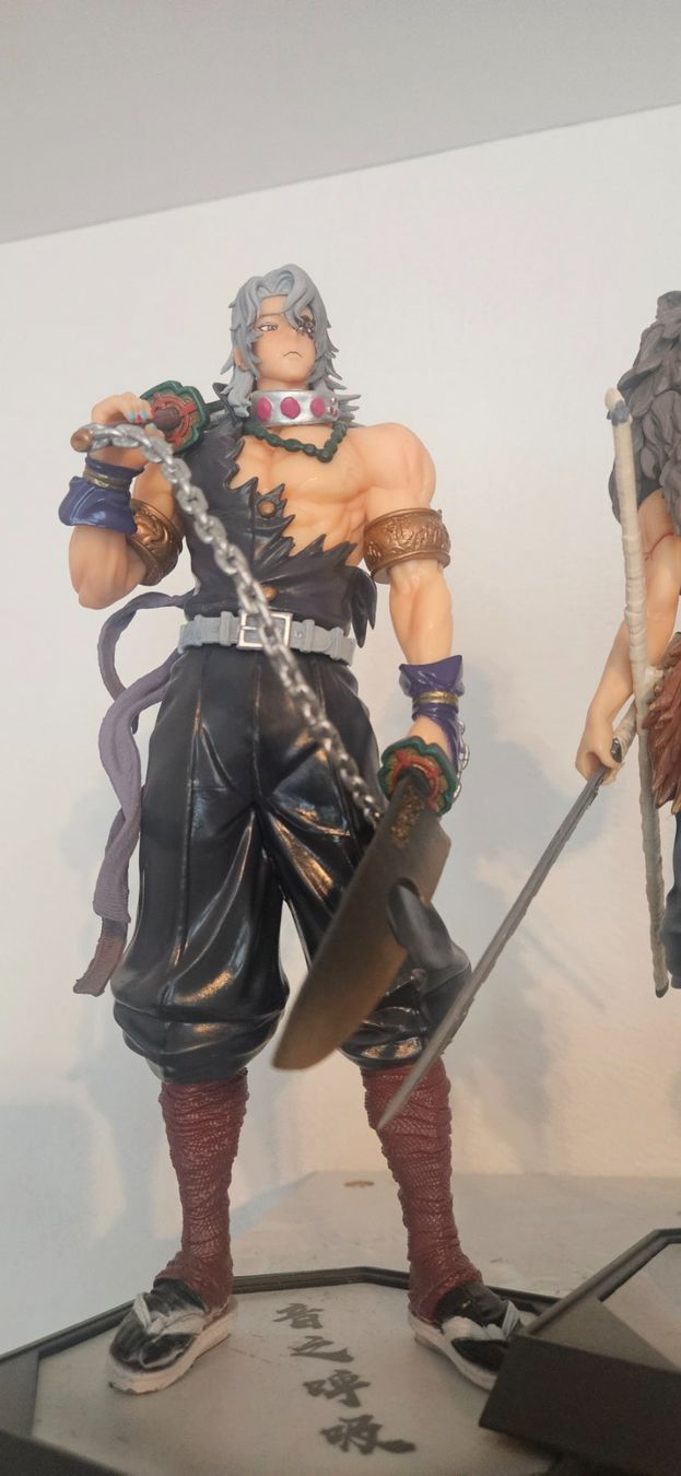 Statuette: Demon Slayer Tengen Figur – Usato da Landquart venduto da CruelFairytale