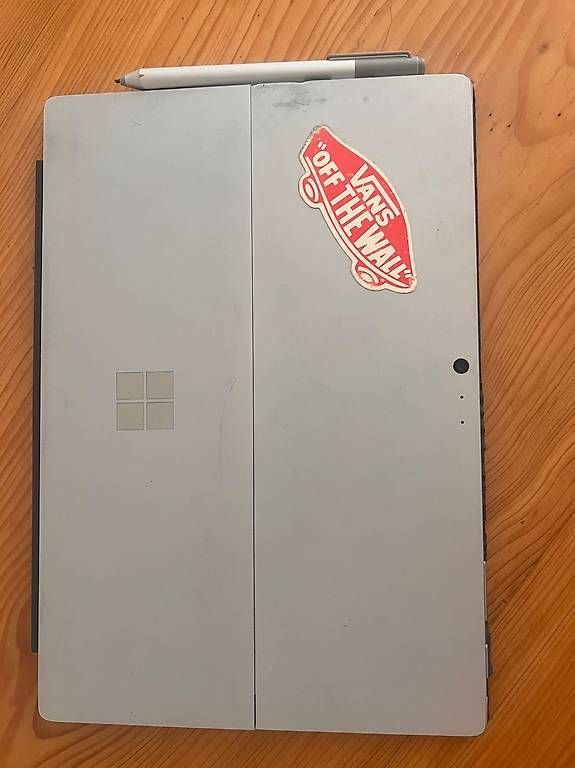 Tablet PC: Microsoft Surface Pro 4 i5 8GB RAM 256GB  – Usato da Stetten AG venduto da sch_8zgk 3