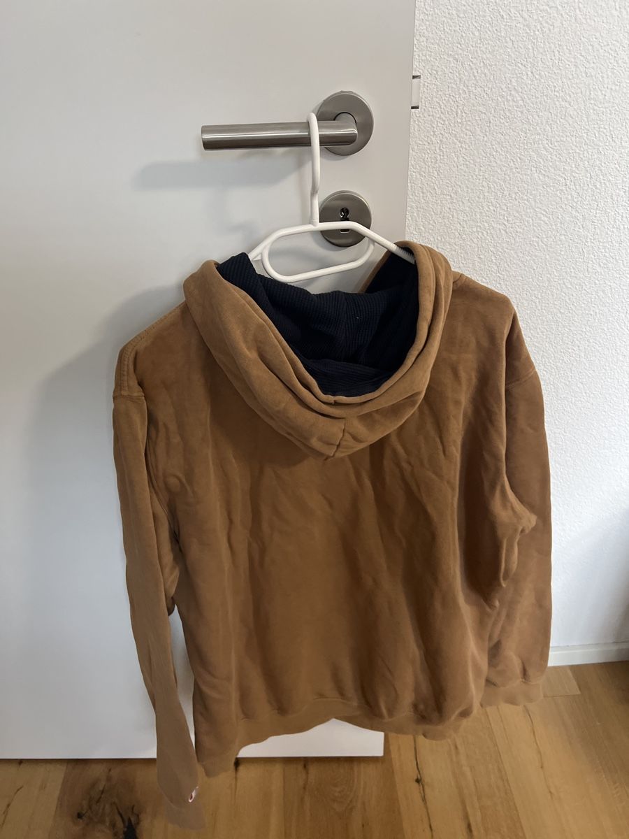 Champion Pullover & Sweatshirts: Stylischer Champion Hoodie Grösse M – Gebraucht aus Feldbrunnen von soon-nam 2