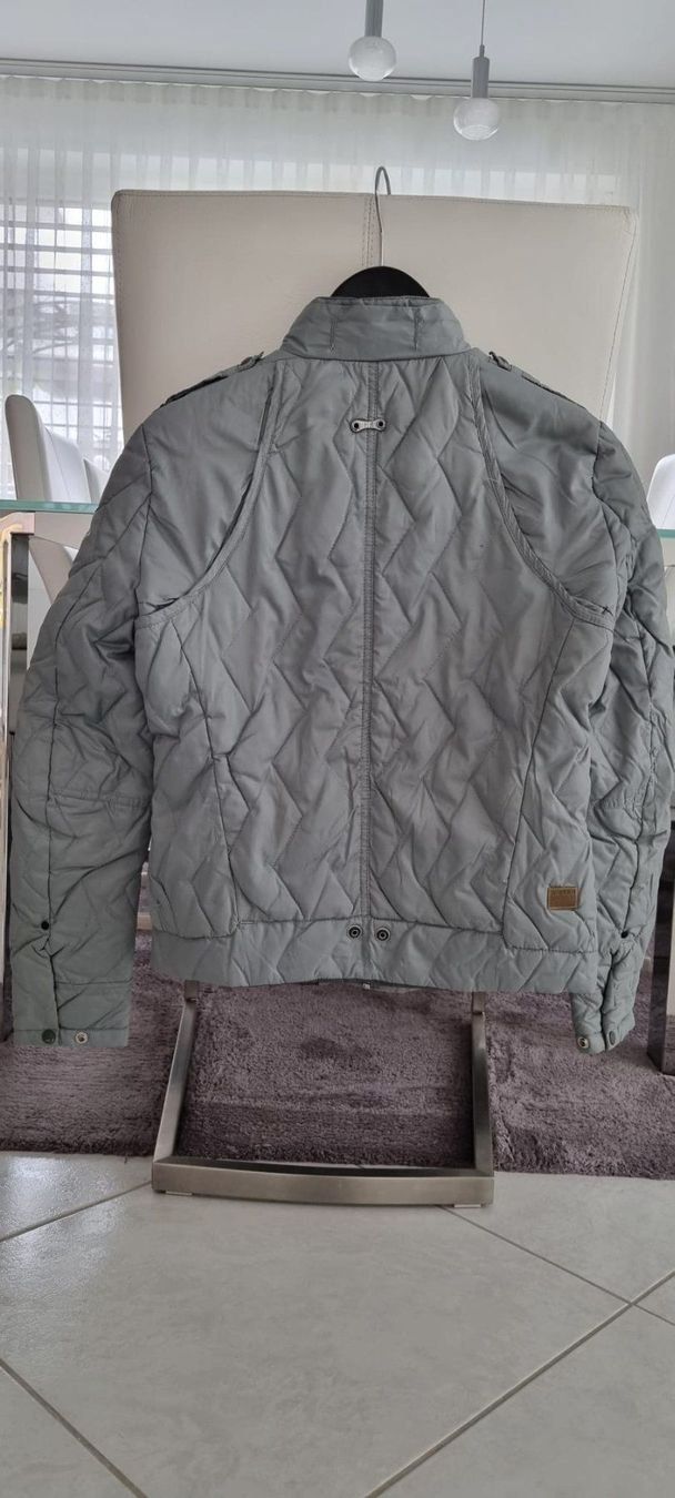 G-Star Giacche: G-Star Steppjacke – Usato da Bassersdorf venduto da golden_sun 1