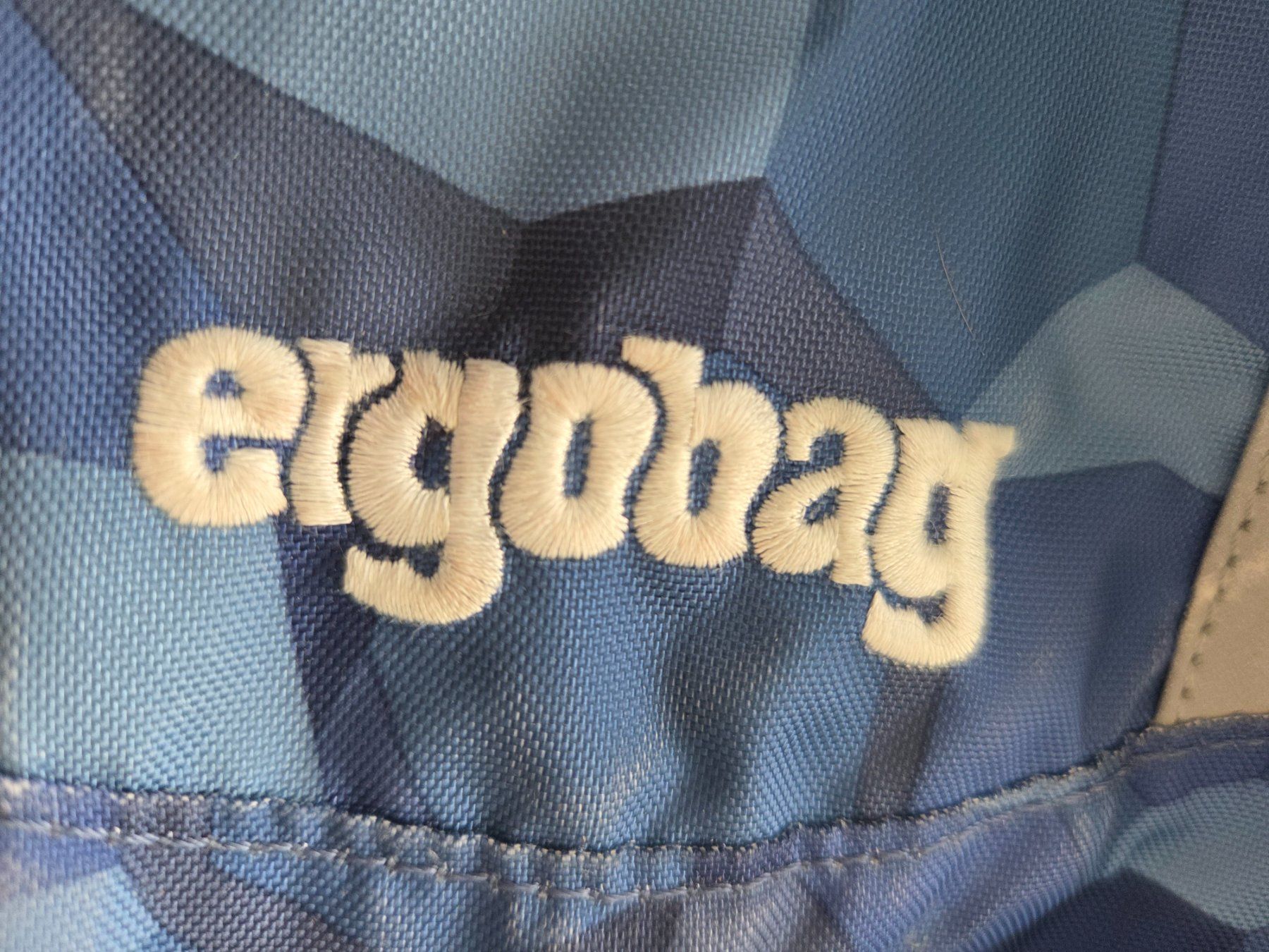 Ergobag Zaini: Ergobag Cubo Schulrucksack Set mit viel Zubehör – Usato da Burgdorf venduto da Pascal846 6