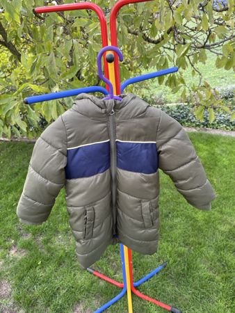 Kinder Wintermantel, Grösse 74/80, mit Kapuze