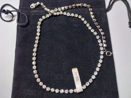 Funkelnde Strass-Kette, Silberoptik - Perfekt für den Frü...
