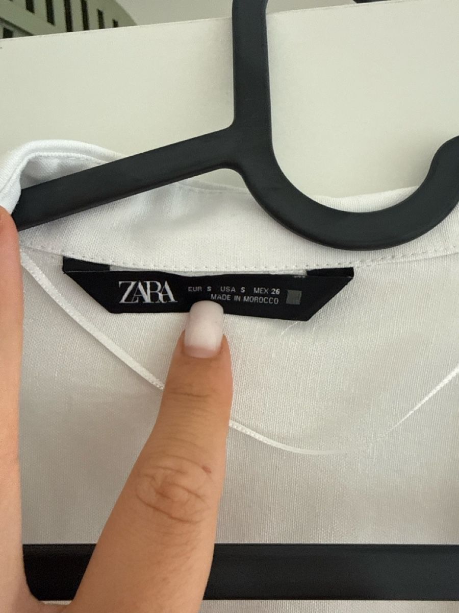 Zara Camicette: white shirt – Usato da Nebikon venduto da Preloved_bykelly 1