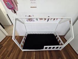 Kinder-Hausbett inkl. Matratze