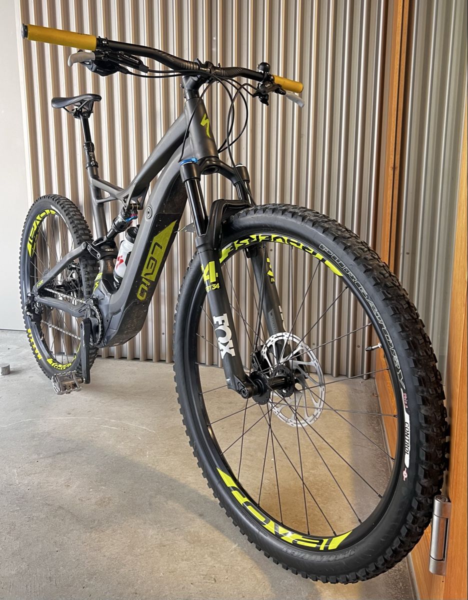 Specialized Velos: Specialized Turbo Levo Fully eBike – Gebraucht aus Zürich von  2