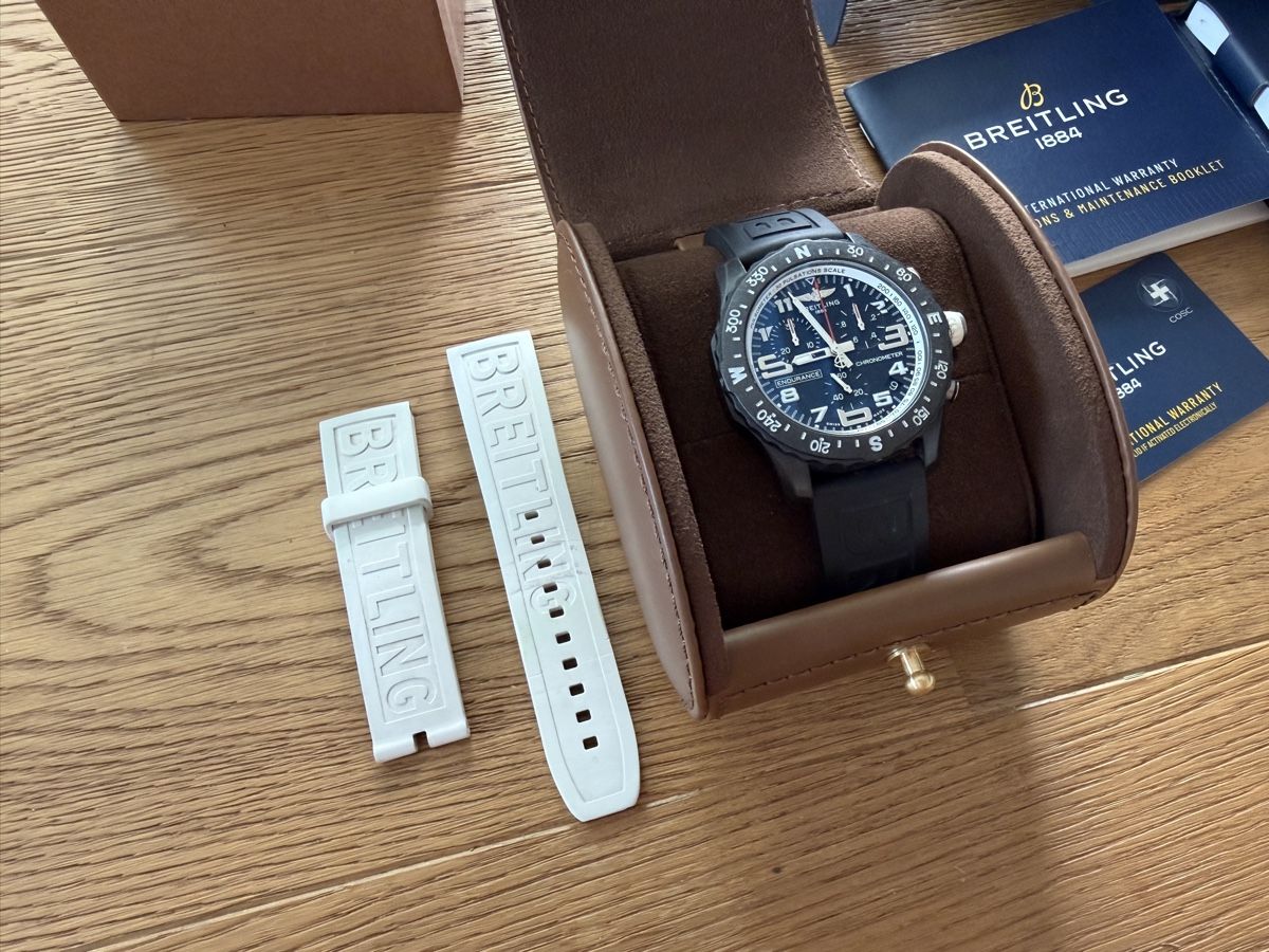 Breitling Uhren: Breitling Endurance Pro 44mm weiss – Gebraucht aus Stans von lion85 1