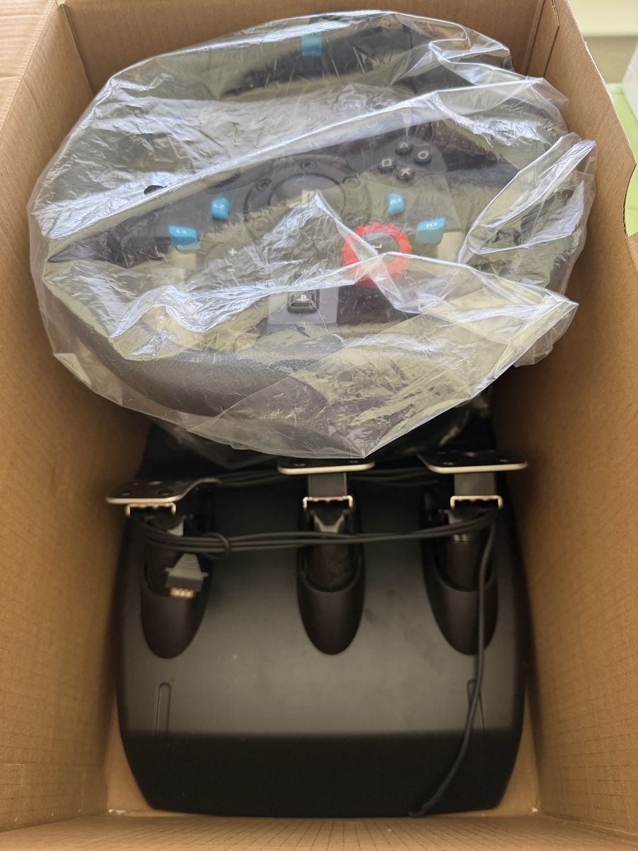 Logitech Controller: Volant de course G29 Driving Force PlayStation – Nuovo (secondo la descrizione) da Savigny venduto da Matgab94 1