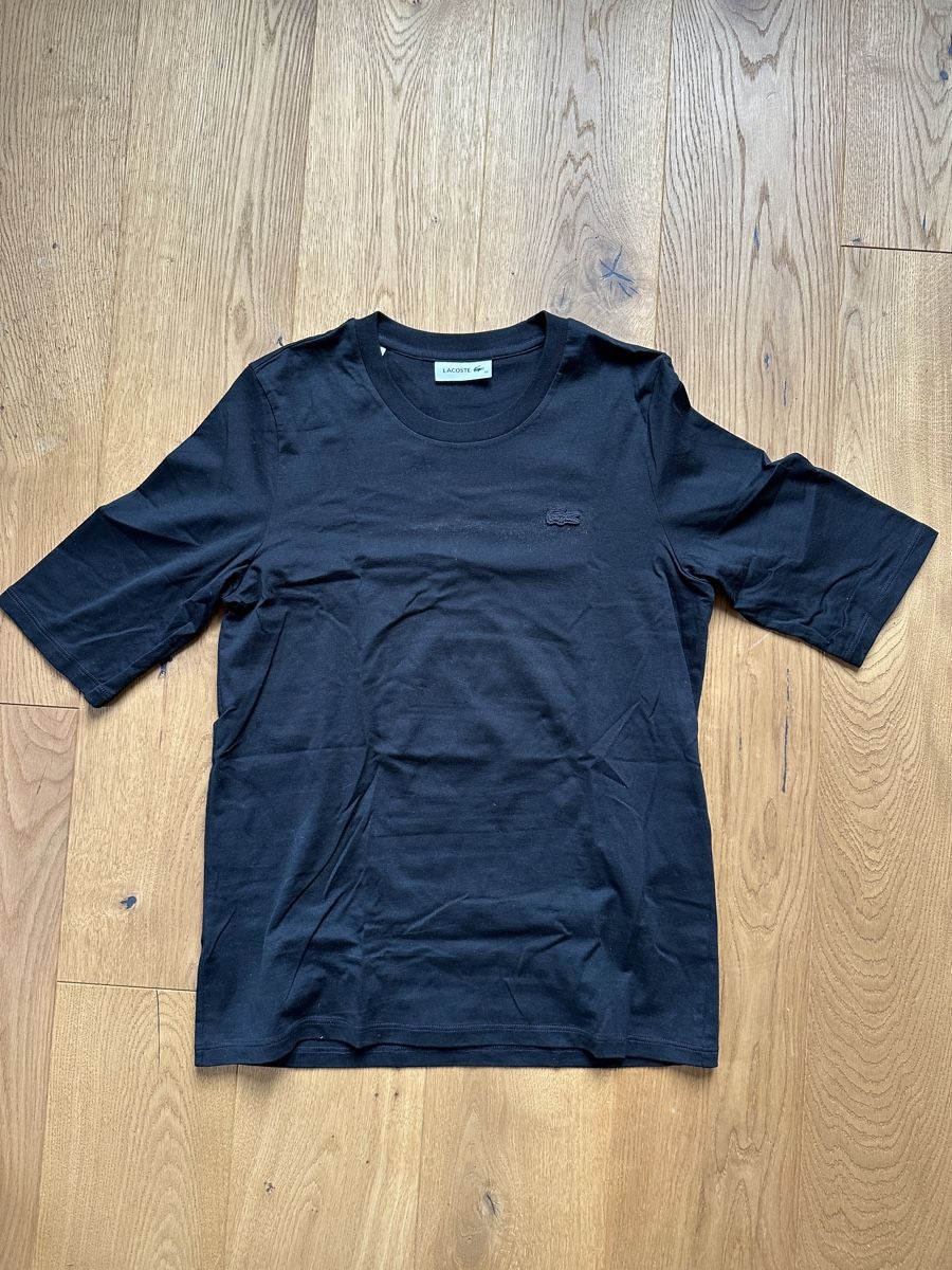 Lacoste T-shirt: Lacoste T-Shirt – Usato da Düdingen venduto da kleidungsmarktplatz