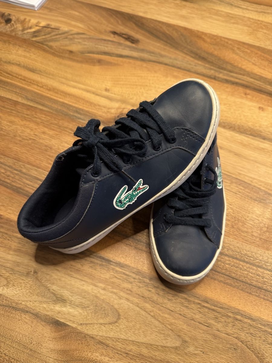 Lacoste Scarpe da uomo: Lacoste Sneaker, Turnschuh, Gr. 37 dunkelblau – Usato da Wermatswil venduto da FEDN