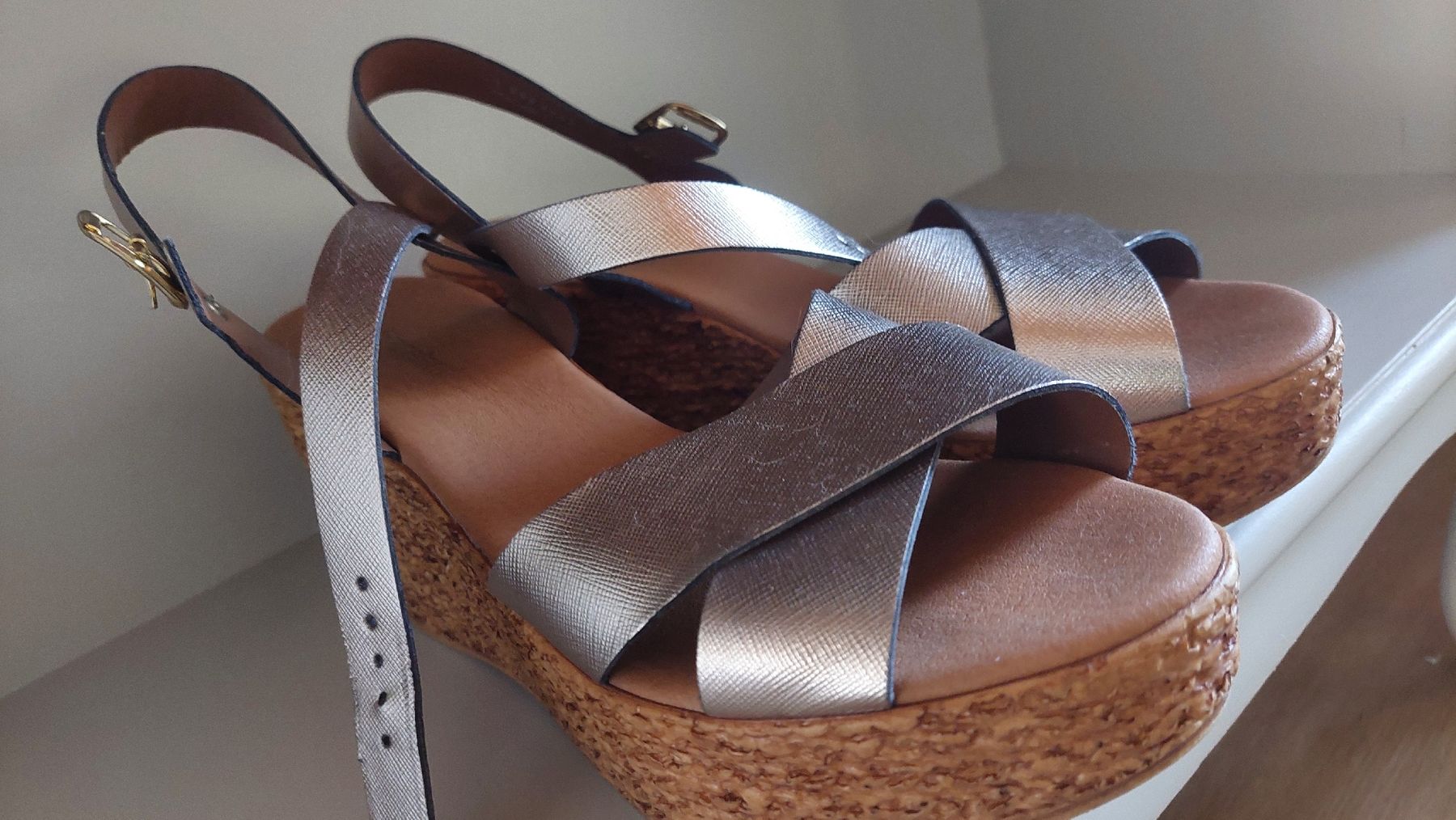 Graceland Scarpe da donna: Sandalen gr.40 mit Keilabsatz! – Nuovo (secondo la descrizione) da Basel venduto da O-MEGA 4