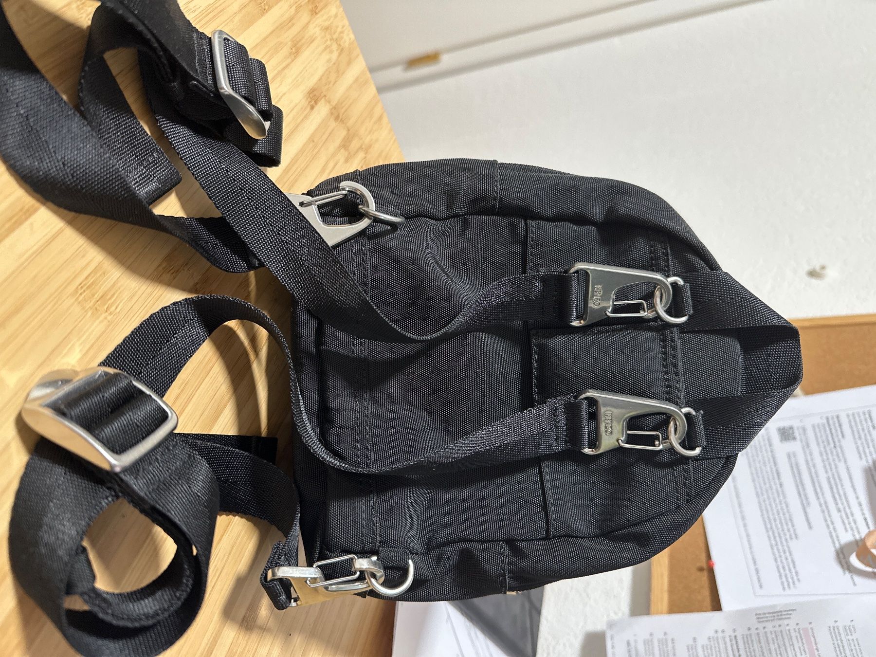 Kenzo Zaini: Kenzo Mini Backpack – Usato da Ittigen venduto da kat_l7tm 1