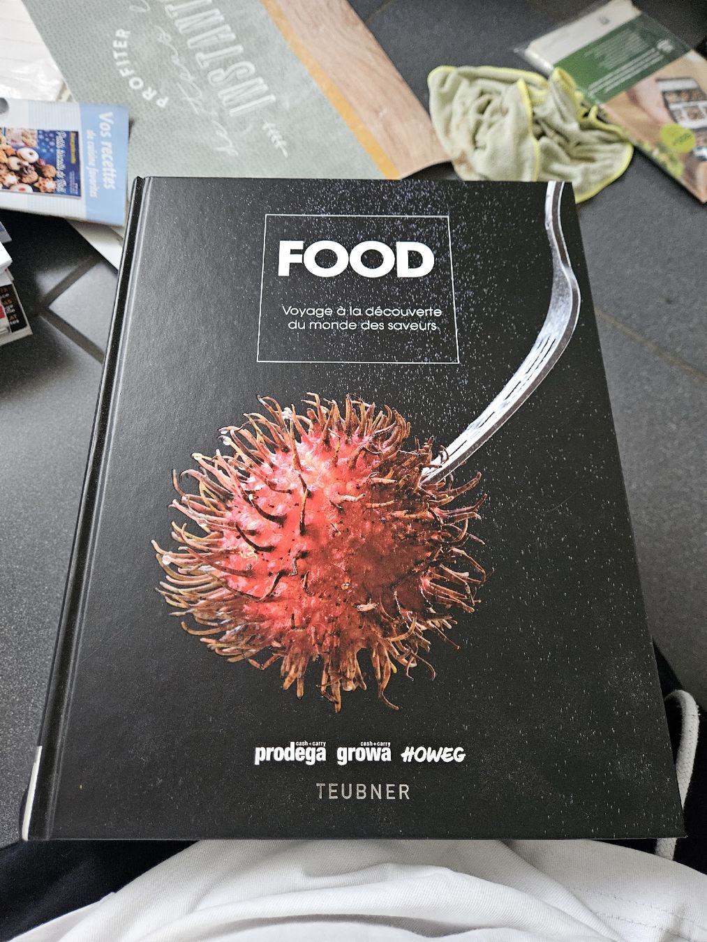 Libri: Teubner Food – Nuovo (secondo la descrizione) da Ipsach venduto da Strahlemann83
