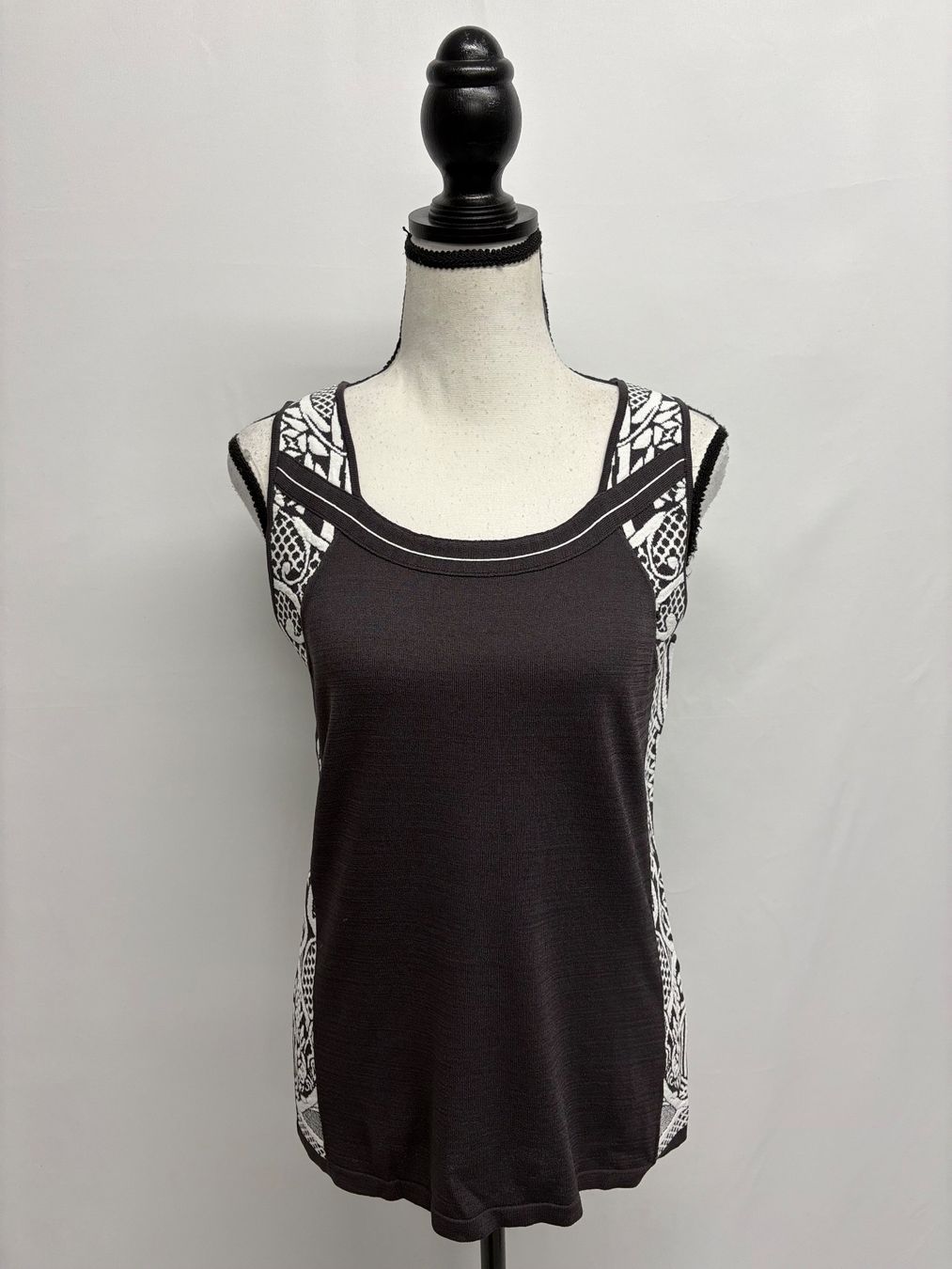 Alba Moda Top: Alba Moda Top grau/weiss 36 Viskose Print – Nuovo (secondo la descrizione) da Regensdorf venduto da secondchancefashion