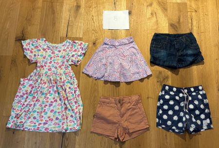 Girls clothing bundle size 122-128