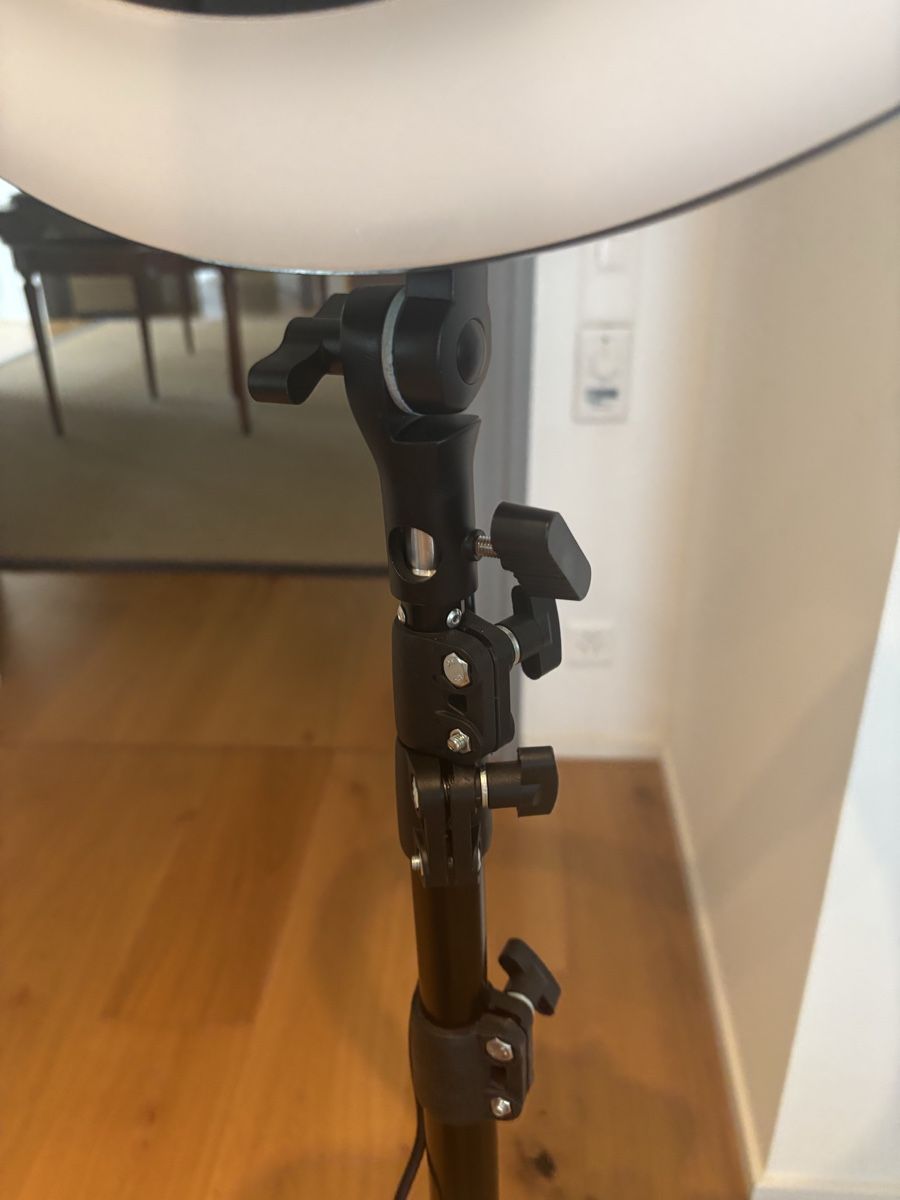 Altro in Decorazioni & Accessori: Neewer Ring Light with Stand - Excellent Condition!💡 – Nuovo (secondo la descrizione) da Zumikon venduto da Clatreu 3