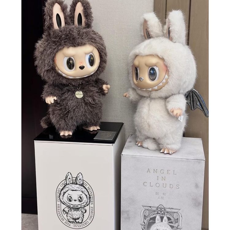 Pop Mart Labubu (Zimomo) The Monsters Angel in Clouds 58cm