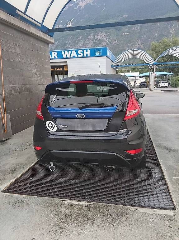 Ford Autos: Ford fiesta 1.8 – Gebraucht aus Sierre von pec_lj6j 3