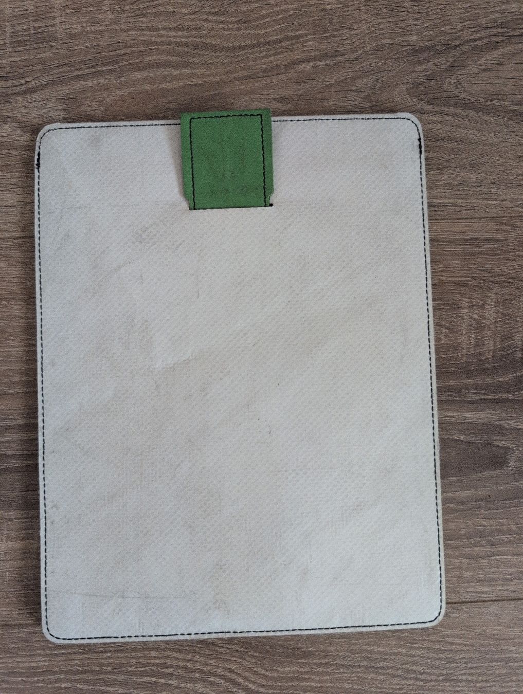 Freitag Covers & Borse: Freitag Sleeve red/white used condition – Usato da Zürich venduto da fschenkel 2