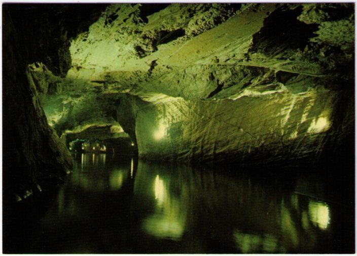 Cartes postales: St. Léonard - Le Lac Souterrain – D'occasion à Binningen par Mountainrider