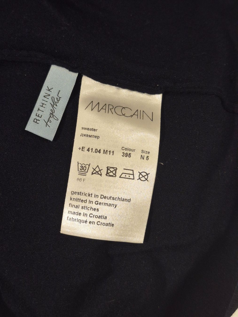 Marc Cain Pullover & Sweatshirts: Damen Pullover dunkelblau Gr. 5 =  42   MARC CAIN – Gebraucht aus Zürich von Roberto040 4