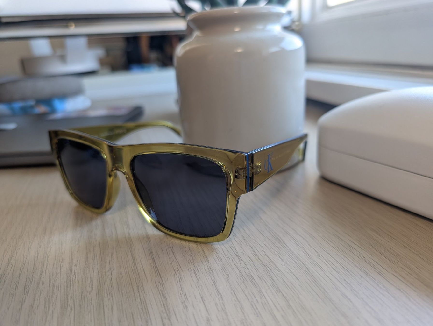 Lunettes & Verres: Calvin Klein Jeans CKJ23605S – D'occasion à Zürich par den_wg6w 4
