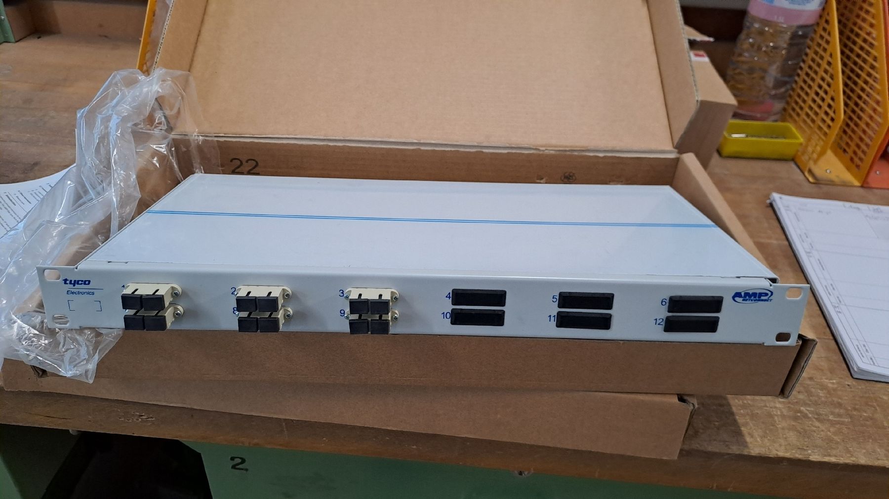 Server: Spleissbox Tyco 1HU AMP leer – Neu und originalverpackt aus Stachen von fab_5ynw