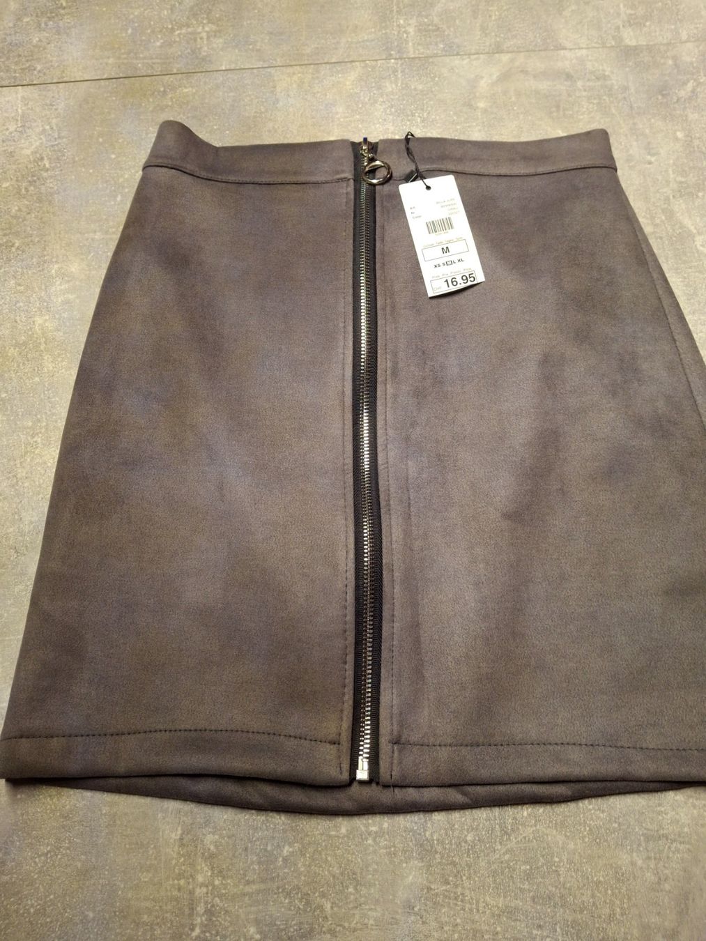 Gonne: Jupe courte taille M marque Today – Nuovo (secondo la descrizione) da Villiers venduto da san_jn5w