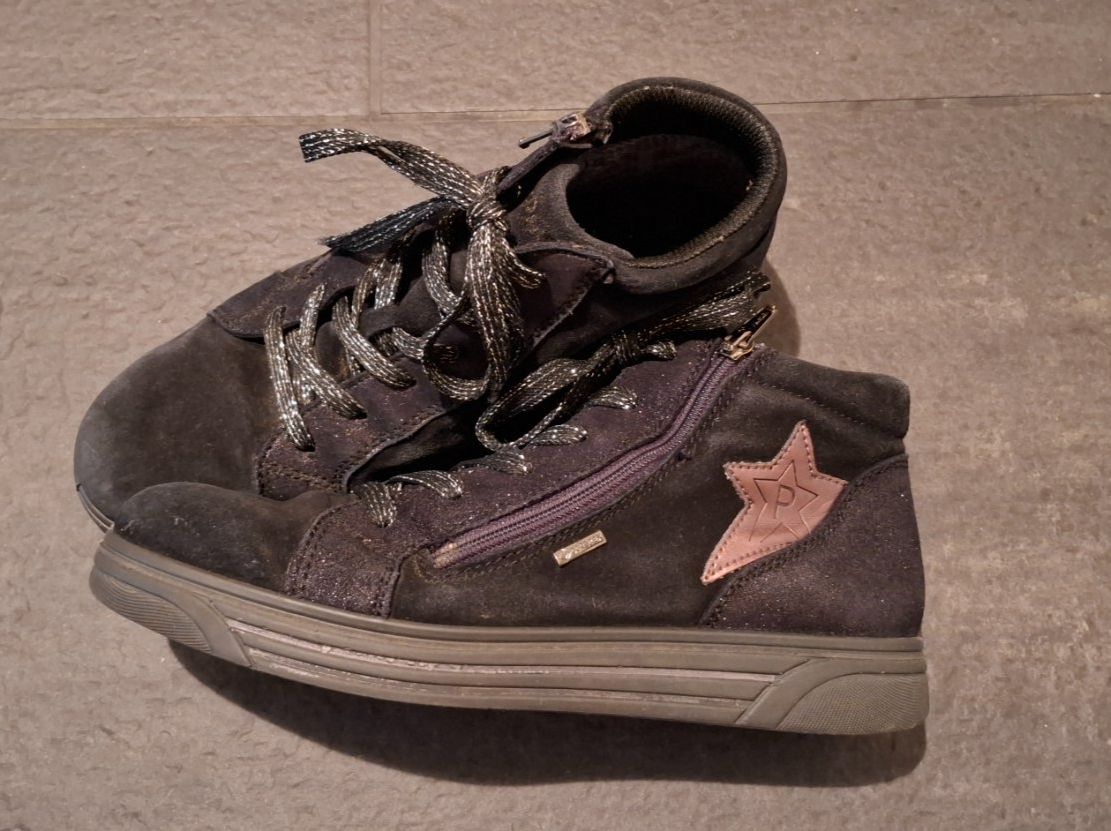 Superfit Schuhe für Mädchen: Superfit Mädchen Winterschuhe Gr. 38 schwarz – Gebraucht aus Auw von Tschei-Pi