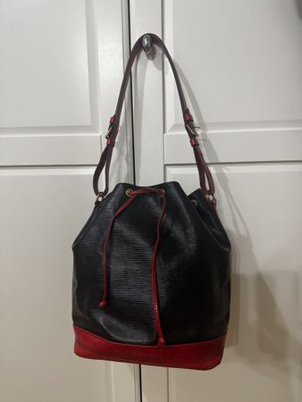Louis Vuitton Grand Sac Noè Epi, Schwarz/Rot