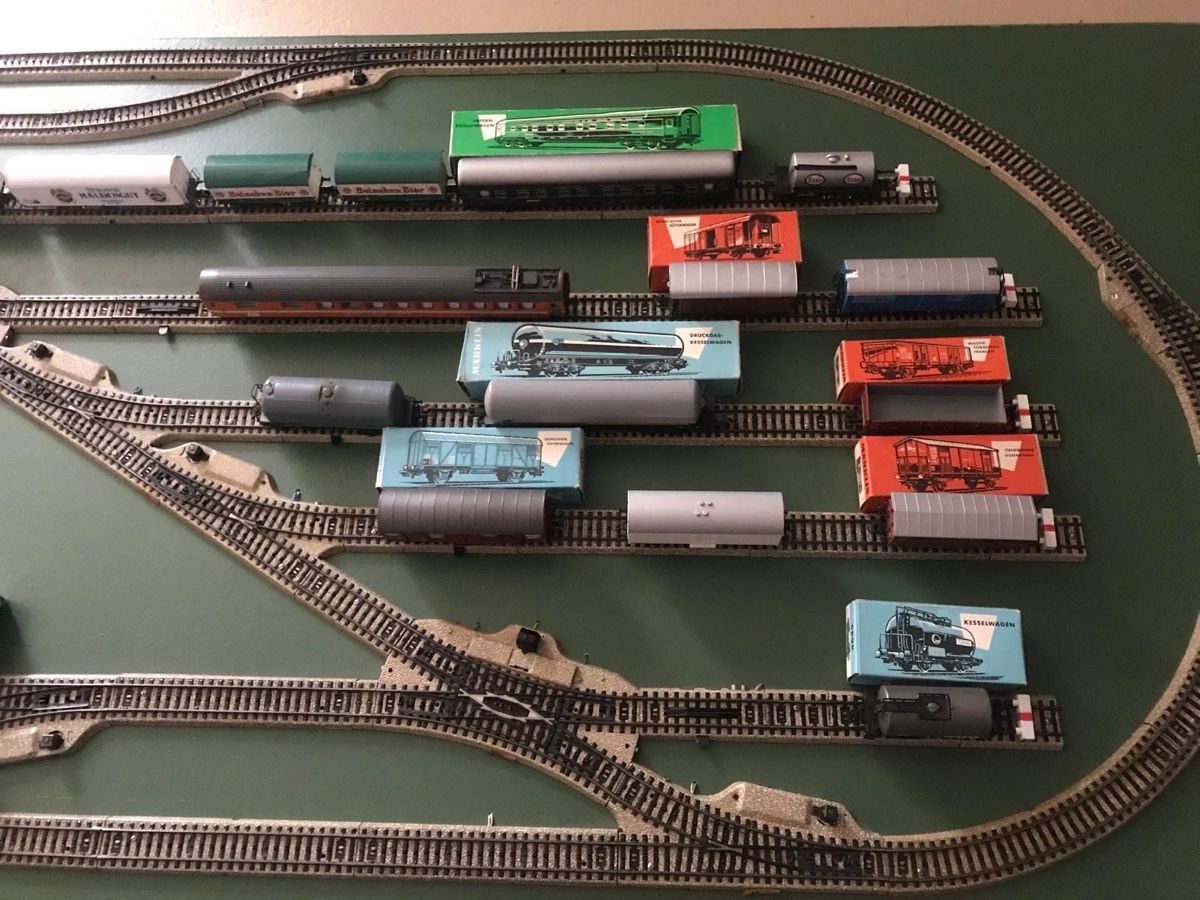 Märklin Modellini di ferrovie: Märklin h0 Modelleisenbahn – Usato da Flawil venduto da Andrin.g97 2